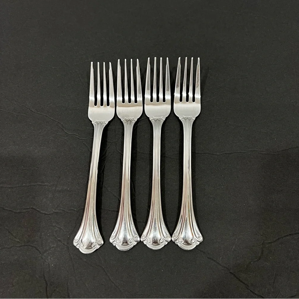 Wallace 4 Pcs. Stainless Steel Dinner Forks Size 7